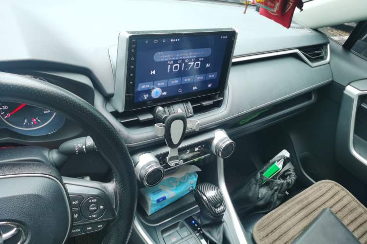 Used Toyota RAV4 2022 2.0L CVT Two-Wheel Drive Urban Edition
