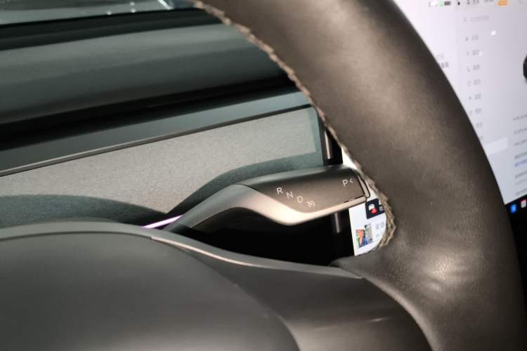 Used Tesla Model Y 2024 Rear-Wheel-Drive Version