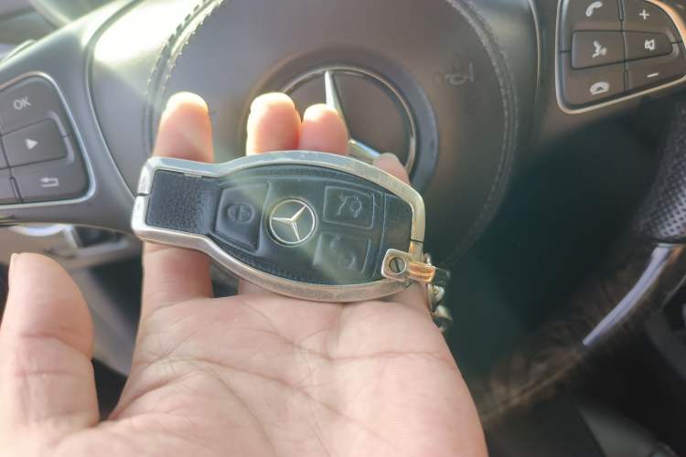 Used Mercedes-Benz GLS 2018 Refreshed GLS 400 4MATIC Dynamic Edition Vehicle Key
