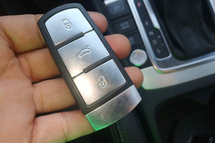 Used Volkswagen FAW-Volkswagen CC 2016 2.0 TSI Luxury Model
