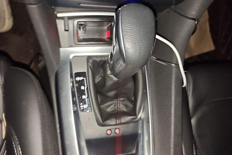 Used DS 6 2016 1.6T Luxury Edition THP160