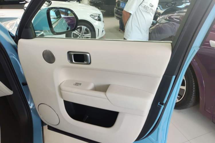 Used Li Auto L8 2024 Ultra Model
