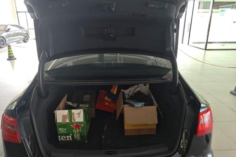 Used Audi A6L 2014 30 FSI Luxury Model Trunk