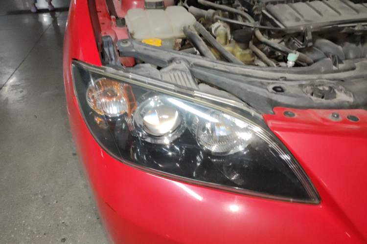 Used Mazda 3 2010 1.6L Automatic Classic Stylish Version Right Front Headlight