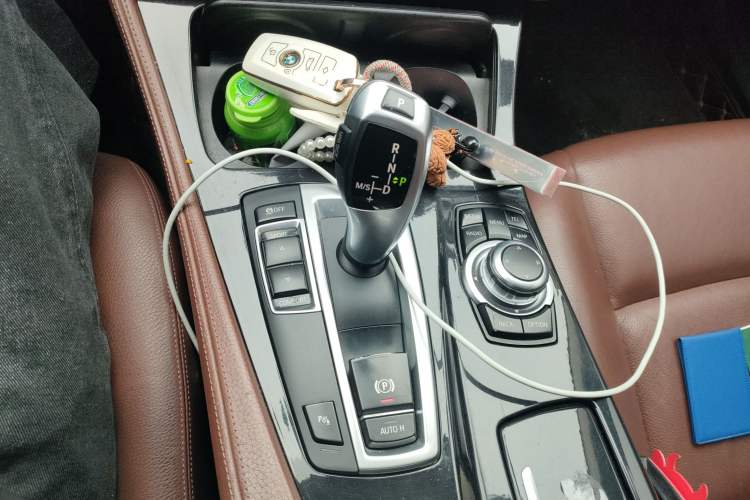 Used BMW 5 Series 2014 520i Elegant Edition