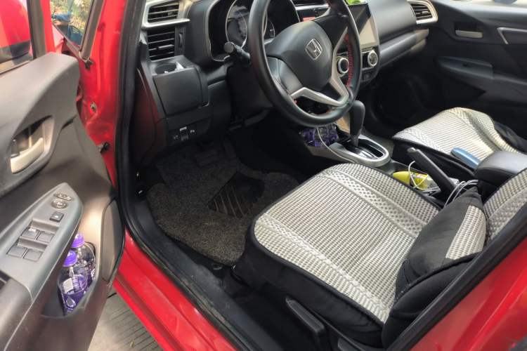 Used Honda Fit 2014 1.5L SE CVT Fashion Model