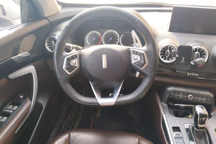 Used Wey VV7 2017 2.0T Flagship Model