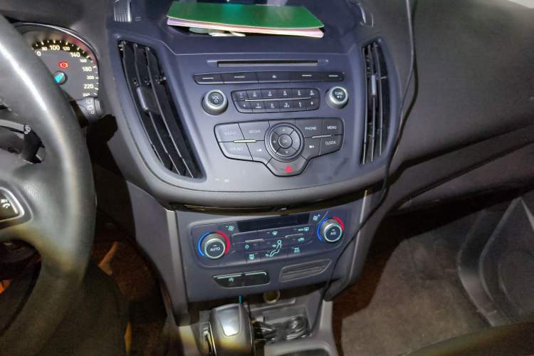 Used Ford Kuga 2018 EcoBoost 180 Two-Wheel-Drive Platinum Edition