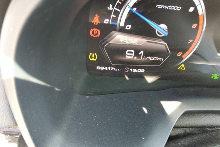 Used Wey VV7 2017 2.0T Flagship Model Odometer Close Up