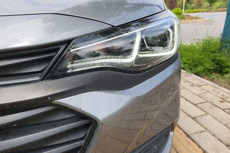 Used Chevrolet Monza 2020 320 Automatic Enjoyment Edition Left Front Headlight