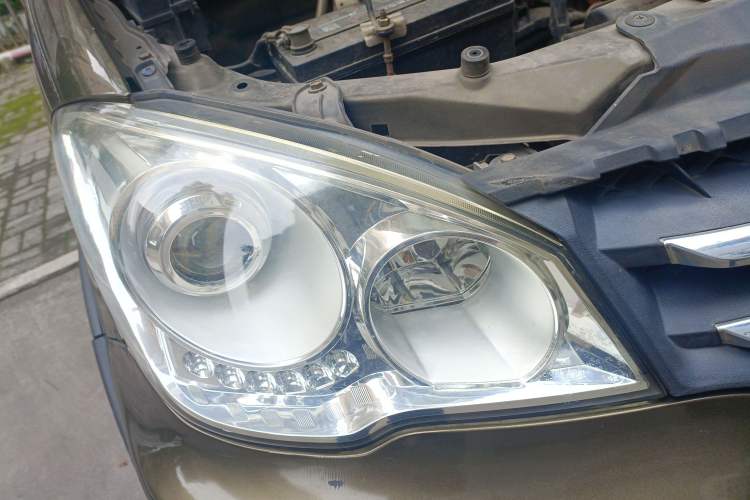 Used FAW Senya S80 2014 1.5L Manual 7-Seater Sporty Comfortable C Version
