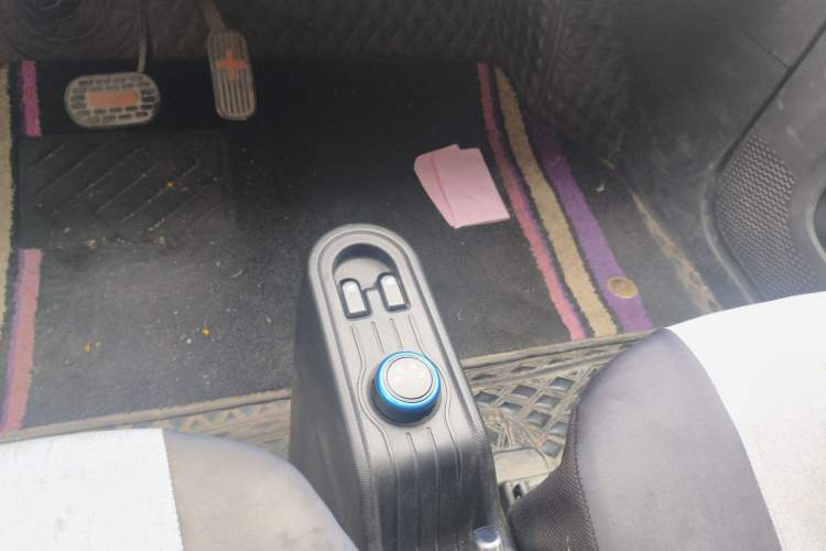 Used Wuling Hongguang MINIEV 2020 Freedom Version Lithium Iron Phosphate Gear Lever