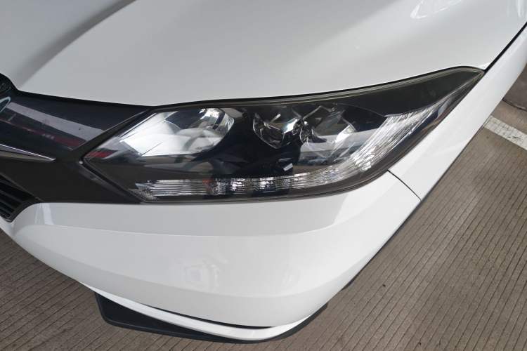 Used Honda Vezel 2017 1.8L CVT Front-Wheel Drive Pioneer Edition
