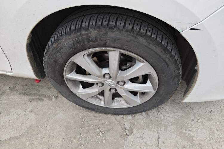 Used Toyota YARiS L Zhi Xuan 2014 1.5G Automatic Xuan Dong Edition Right Front Wheel Hub