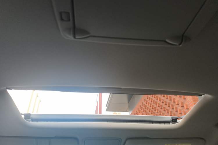 Used Honda Elysion 2012 2.4L VTi-S Prestige Edition
