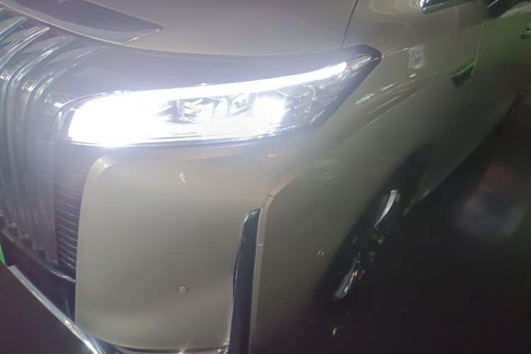 Used Wey Gaoshan 2023 Four-Wheel Drive Flagship Edition