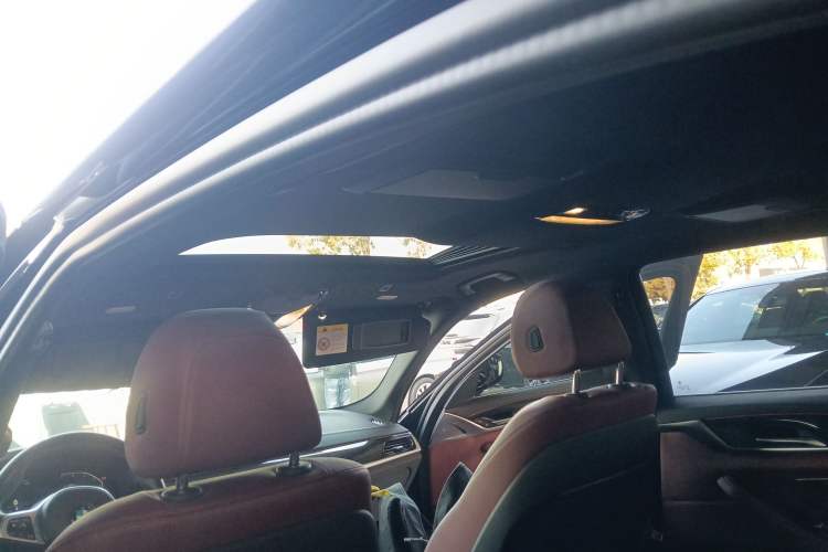 Used BMW 5 Series 2021 525Li M Sport Package