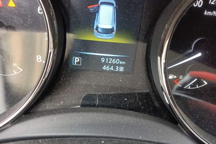 Used Nissan X-Trail 2016 2.0L CVT Smart Enjoyment Version 4WD
