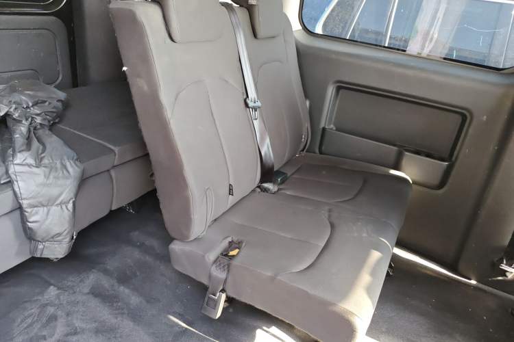 Used JAC Refine M3 2023 1.8L 7/8-Seater Comfort Edition