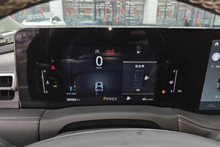 Used Ford Edge 2022 PLUS EcoBoost 245 Four-Wheel Drive Platinum Edition 7-Seater
