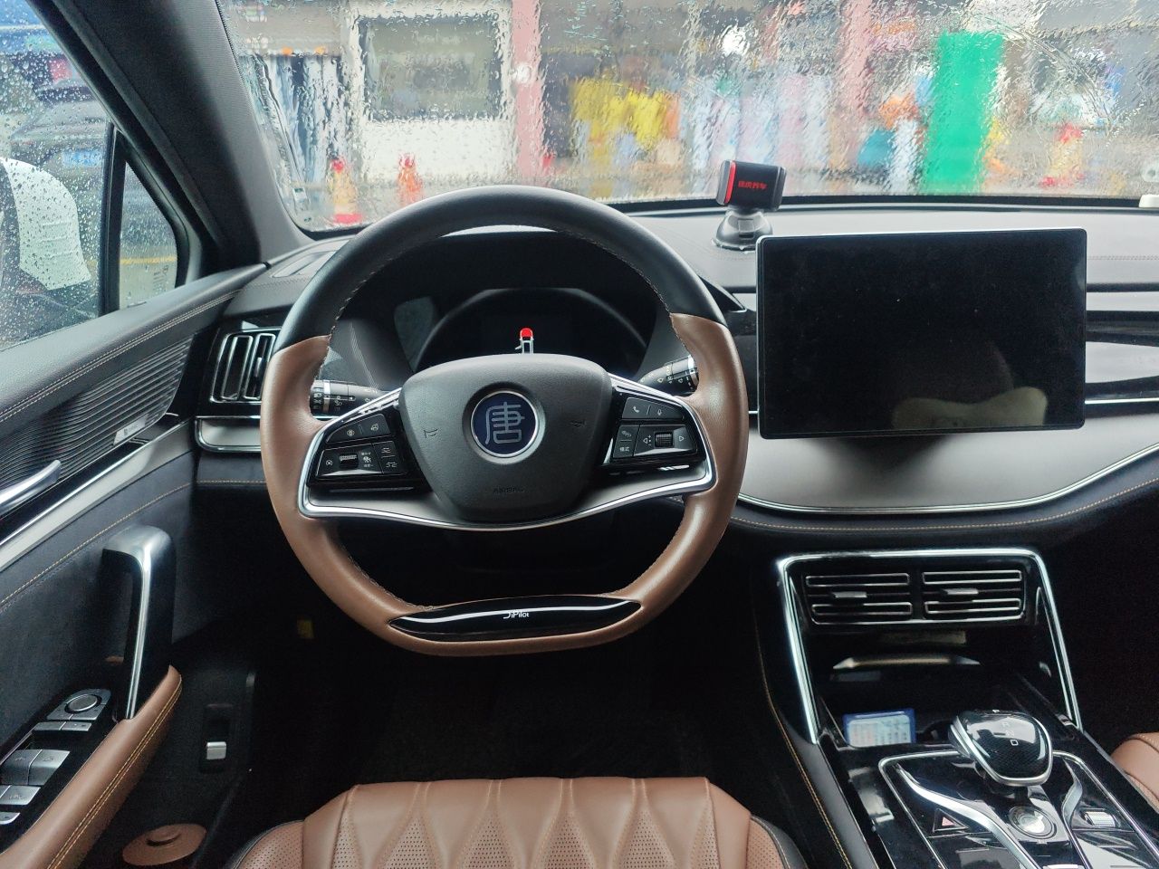BYD Tang New Energy 2021 DM-i 112KM Prestige Model - Premium — снимка 10
