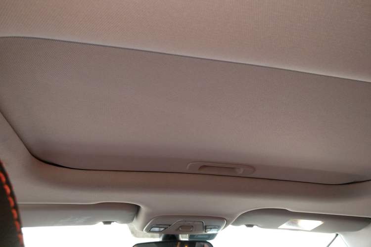 Used Geely Auto Vision X3 2021 PRO 1.5L CVT Deluxe Model Headliner