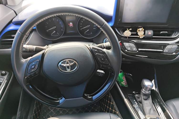 Used Toyota C-HR 2021 2.0L Luxury Edition Steering Wheel