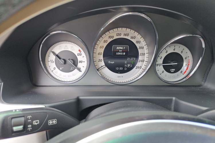 Used Mercedes-Benz GLK-Class 2015 GLK 260 4MATIC Dynamic Edition Ultimate Version Instrument Cluster