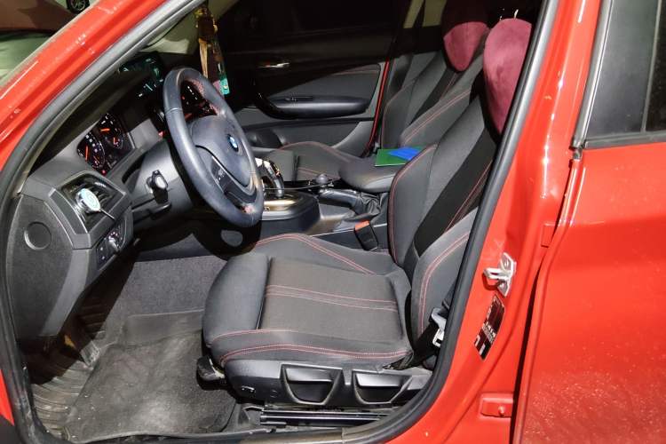 Used BMW 1 Series 2018 118i Sport Design Package