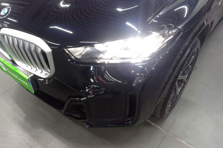 Used BMW X5 2023 xDrive 30Li Luxury M Sport Night Edition Package