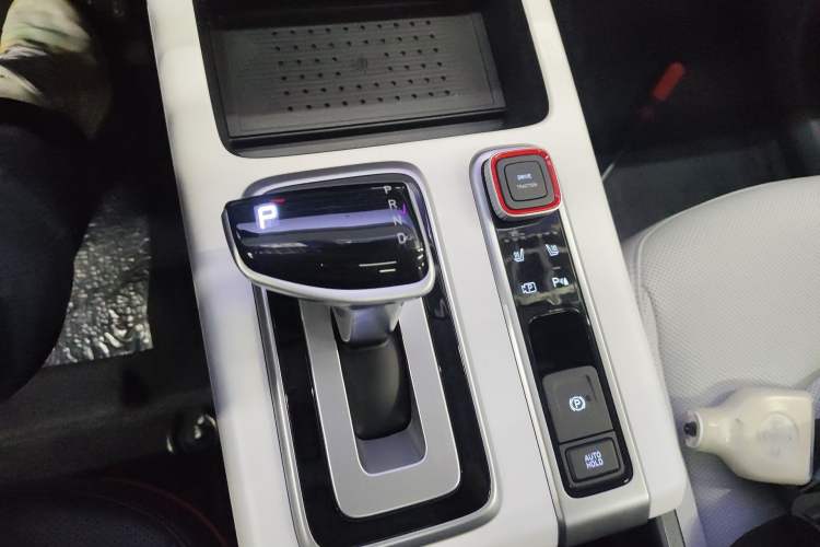 Used Hyundai ix35 2023 Musso 2.0L Flagship Edition TOP Gear Lever