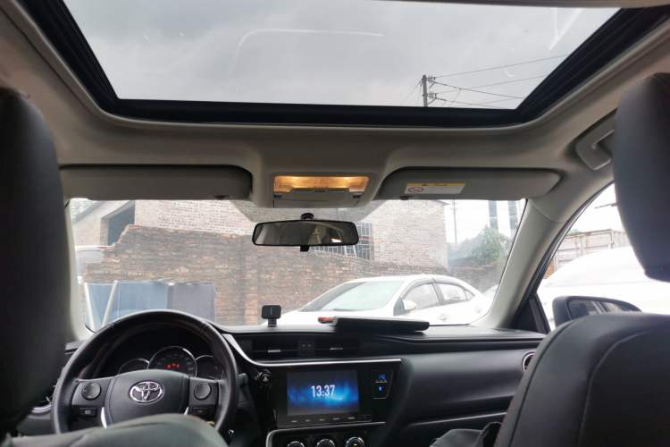 Used Toyota Levin 2017 Revised 185T CVT Elite Edition China V Standard Headliner