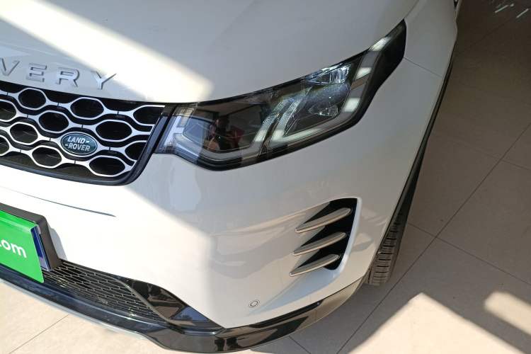 Used Land Rover Discovery Sport 2024 Luxury Custom Edition Left Front Headlight