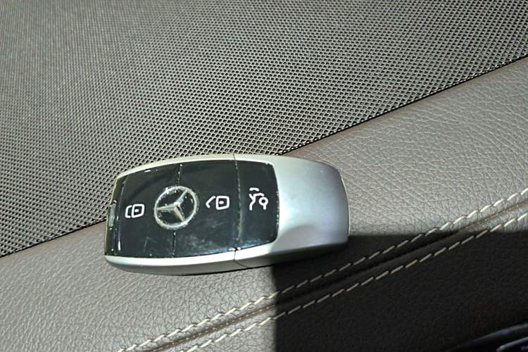 Used Mercedes-Benz E-Class 2023 E 260 L