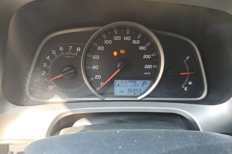 Used Toyota RAV4 2015 2.0L CVT Two-Wheel Drive Fashion Edition
