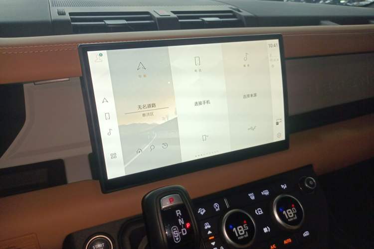 Used Land Rover Defender 2023 110 3.0T P400 X-DYNAMIC HSE
