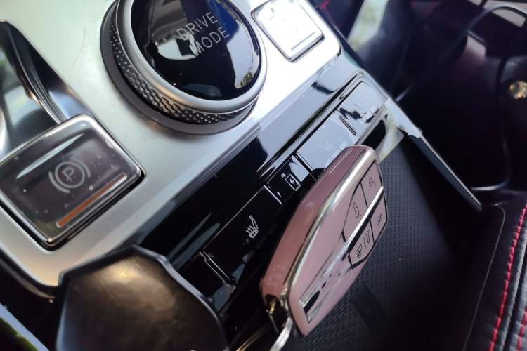 Used Hongqi HS5 2019 2.0T Smart Connect Flagship Edition Vehicle Key