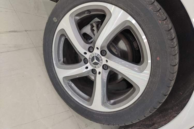 Used Mercedes-Benz E-Class 2019 E 200 L Sport 4MATIC
