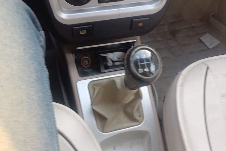 Used Geely Auto Liberty Ship 2011 1.3L Manual Fashion Edition
