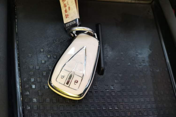 Used Changan UNI-T 2023 Second-Generation 1.5T Prestige Model
