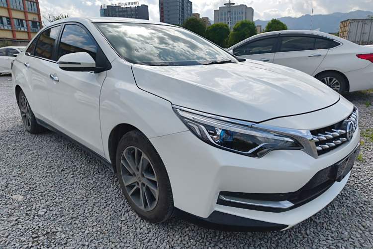 Used Venucia D60 2019 100 000 Honor 1.6L XL CVT Chenku Edition China VI Standard Exterior 1