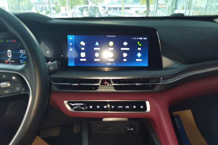 Used CHANGAN CS75 PLUS 2022 2.0T Automatic Pilot Version Audio And AC Panel