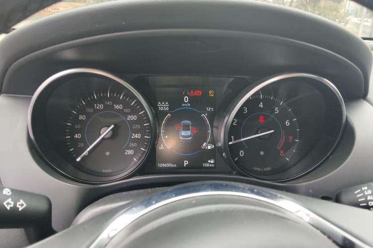 Used Jaguar F-PACE 2019 2.0T Four-Wheel Drive Urban Luxury Edition