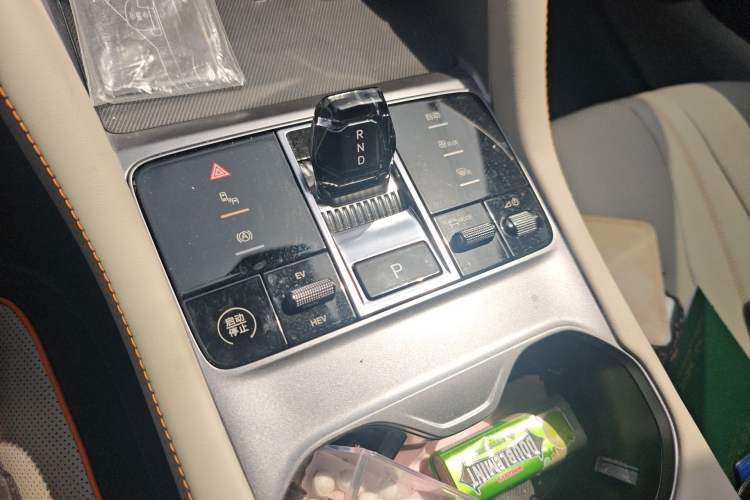 Used BYD Song PLUS New Energy 2024 HONOR Edition DM-i 150km Flagship PLUS Gear Lever