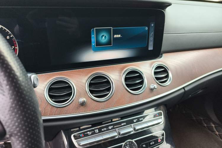 Used Mercedes-Benz E-Class 2016 E 300 L Stylish Model