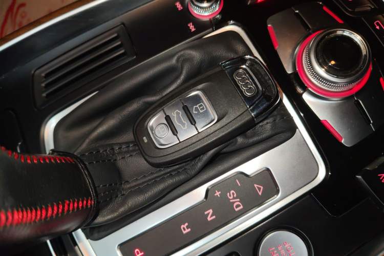 Used Audi Q5 2015 40 TFSI Comfort Model