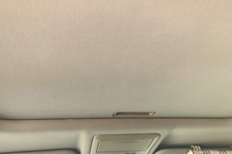 Used Opel Antara 2011 2.4 Luxury Two-Wheel-Drive Version