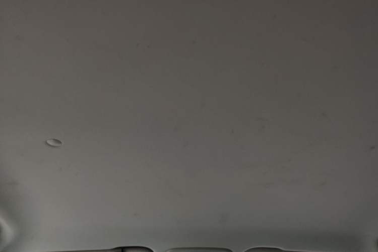 Used Geely Auto Vision X3 2017 1.5L Manual Elite Model Headliner