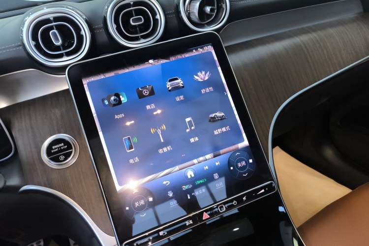 Used Mercedes-Benz GLC 2024 Refreshed GLC 300 L 4MATIC Dynamic Version 5 Seats