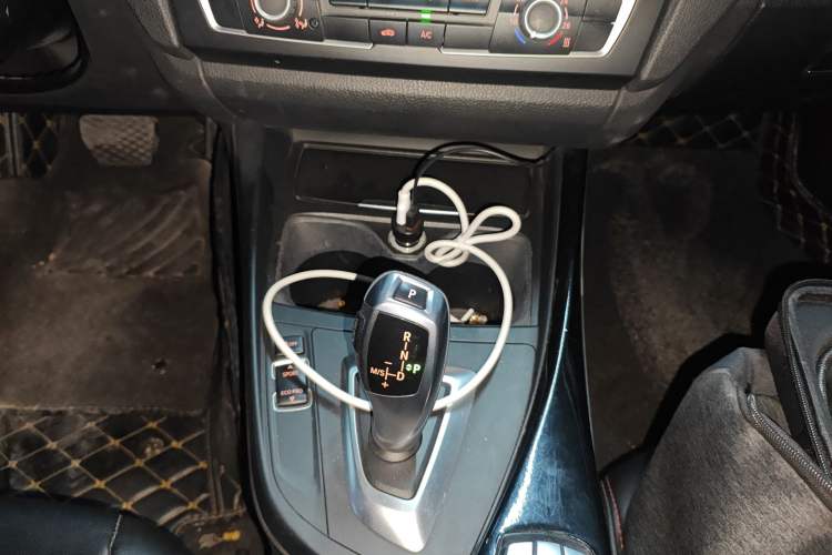 Used BMW 2 Series 2014 220i Leading Model